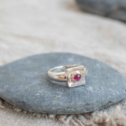 Cube Ring with Garnet