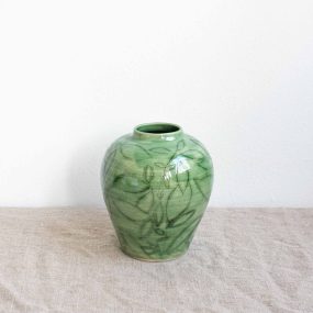 Dark Green Leafy Vase