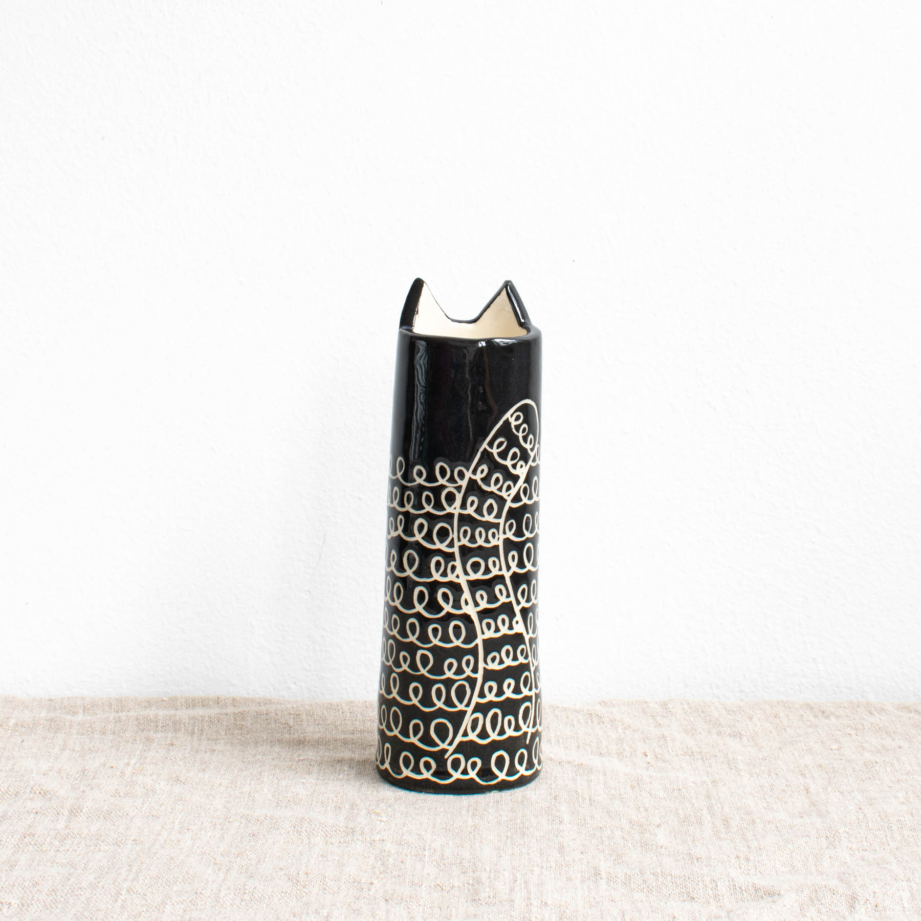 Medium Cat Vase - Image 7