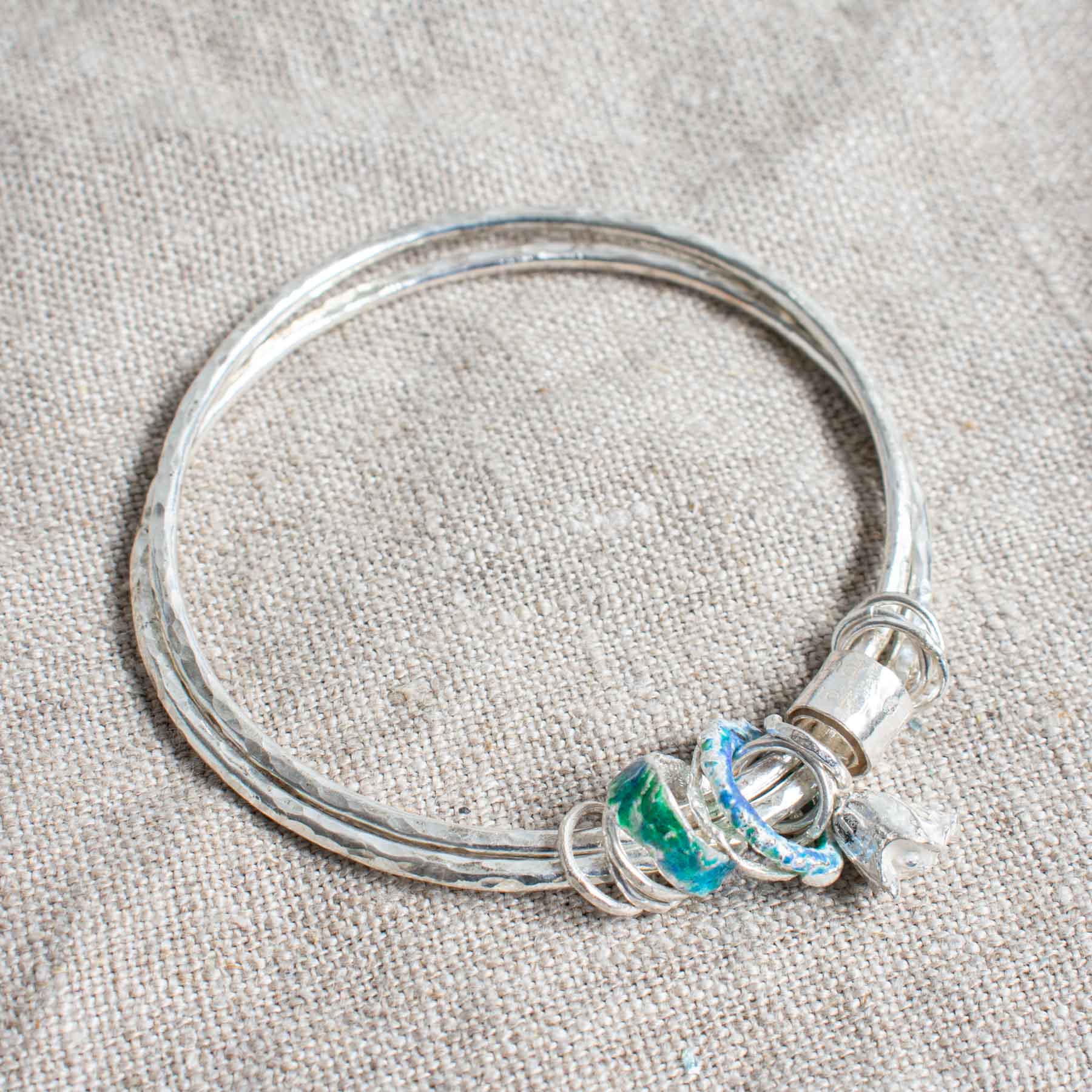 Silver & Enamel "Sea Half Held" Double Bangle - Image 3