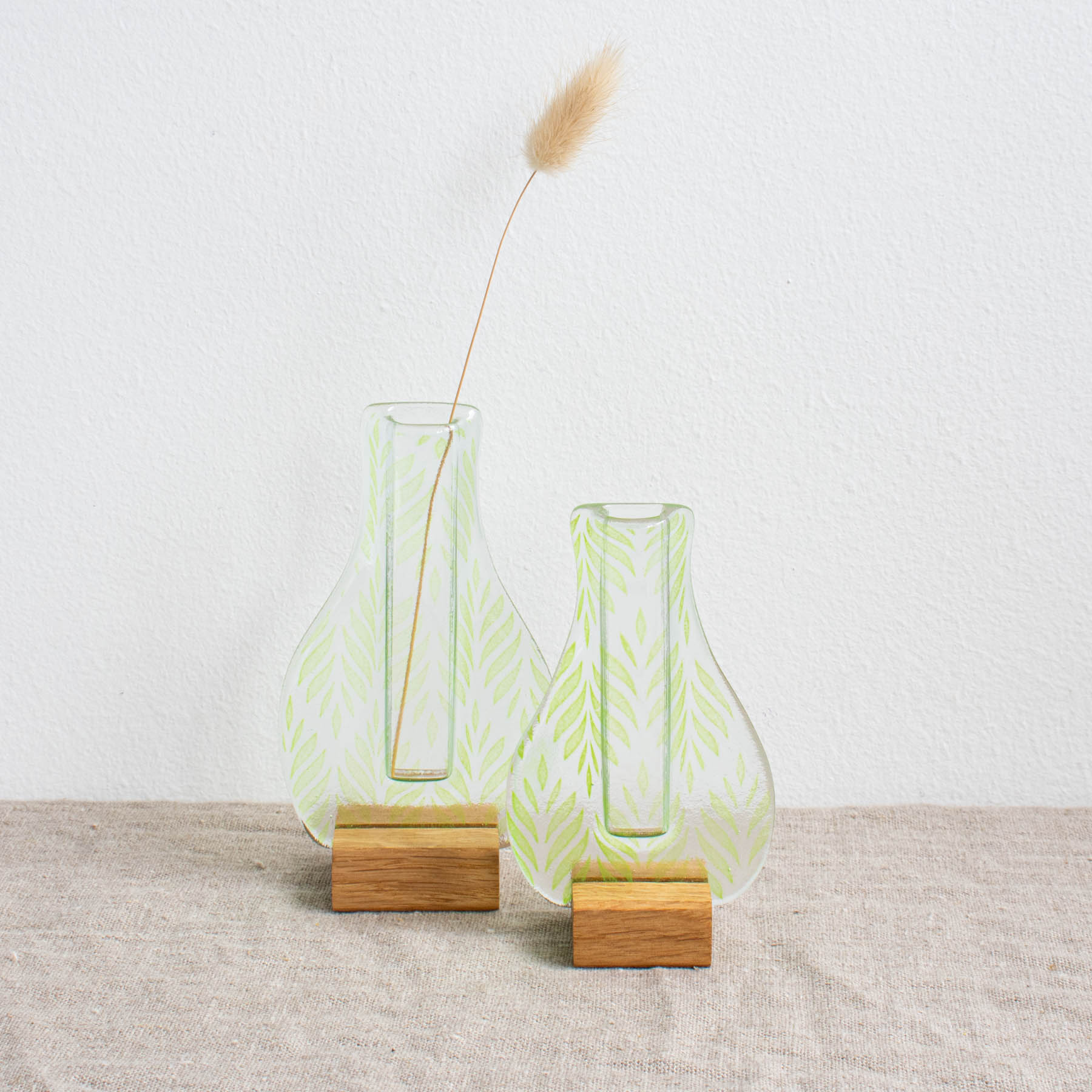 Green Leaf Printed Stem Vase - Image 2