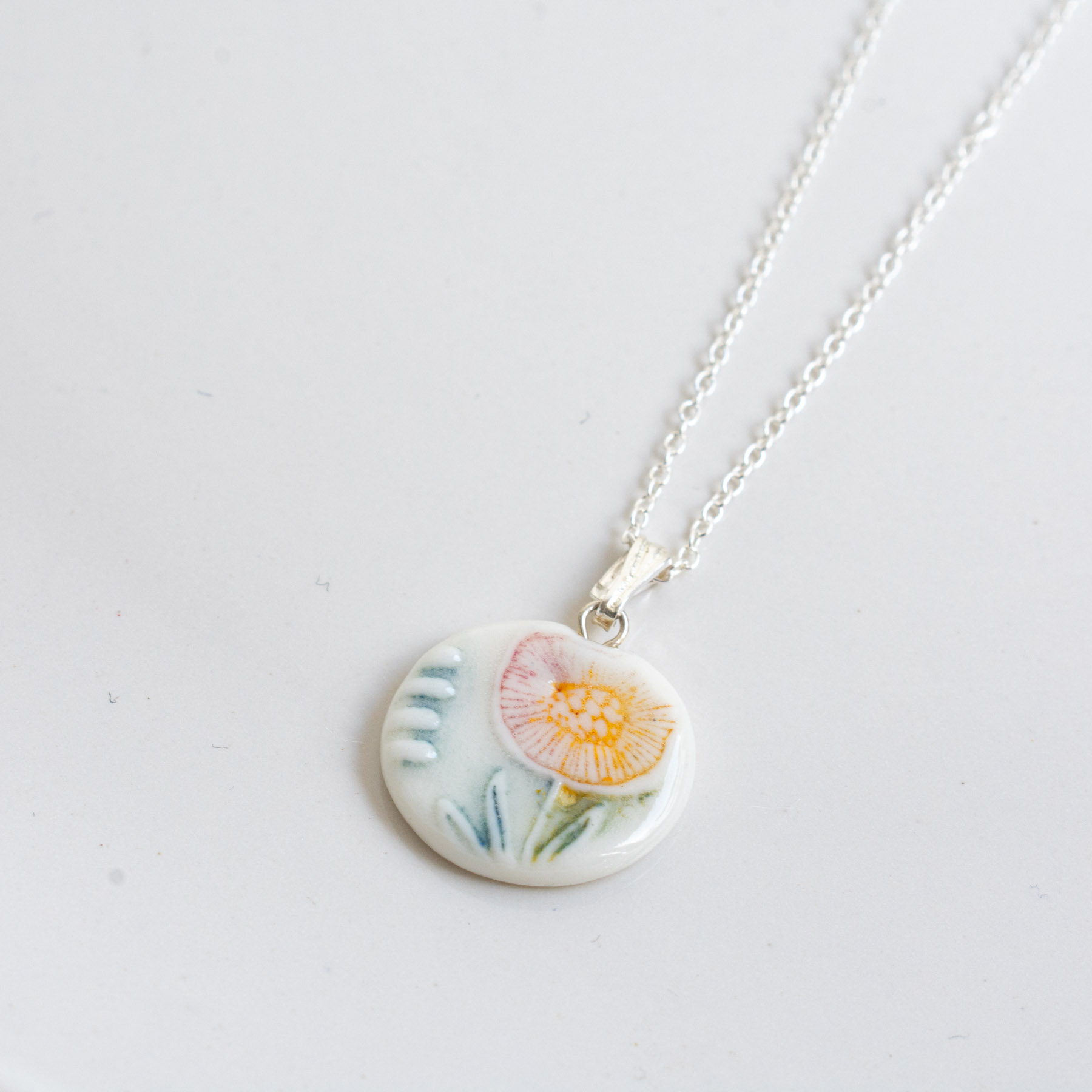 Deco Flower Round Pendant - Image 2