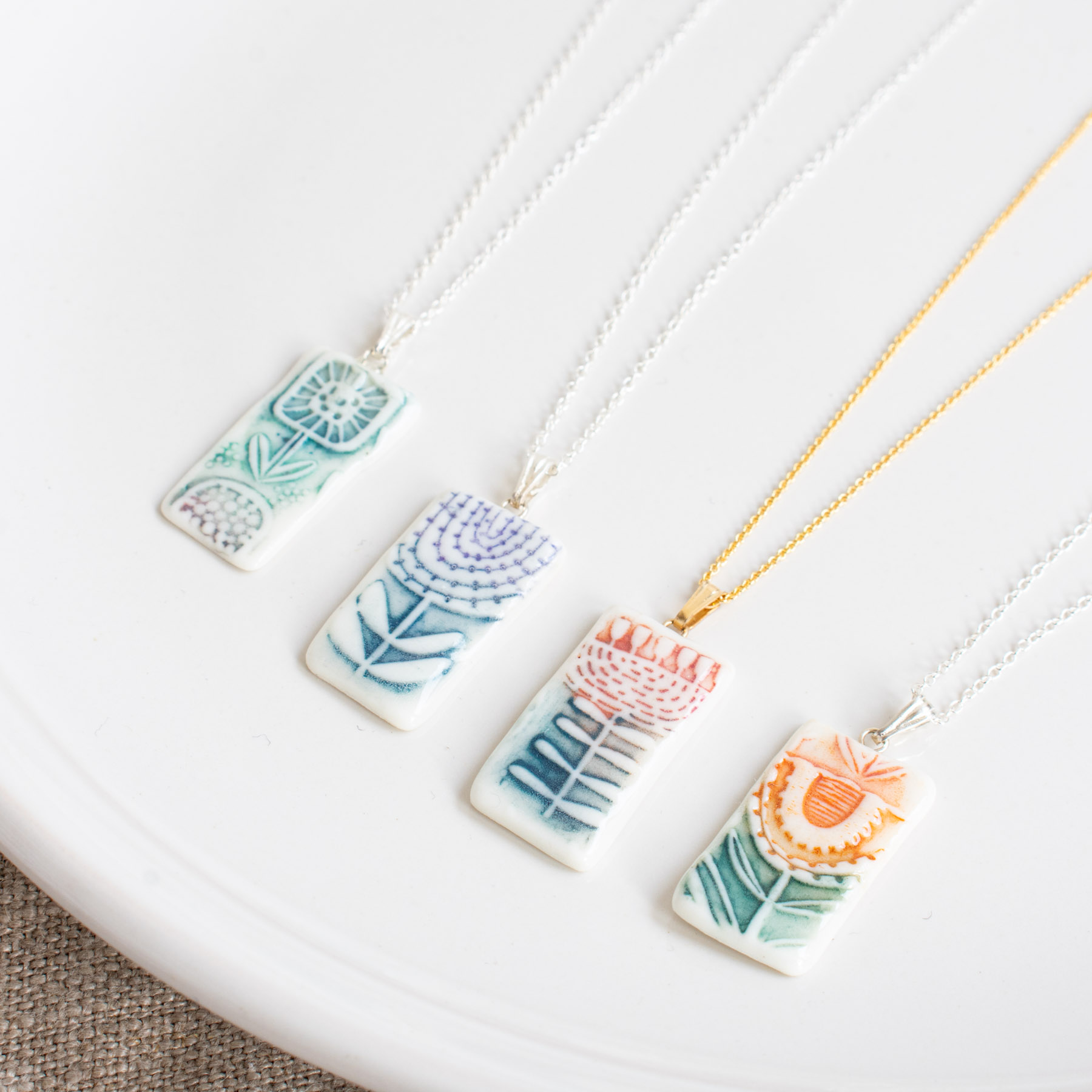 Deco Flower Rectangle Pendant